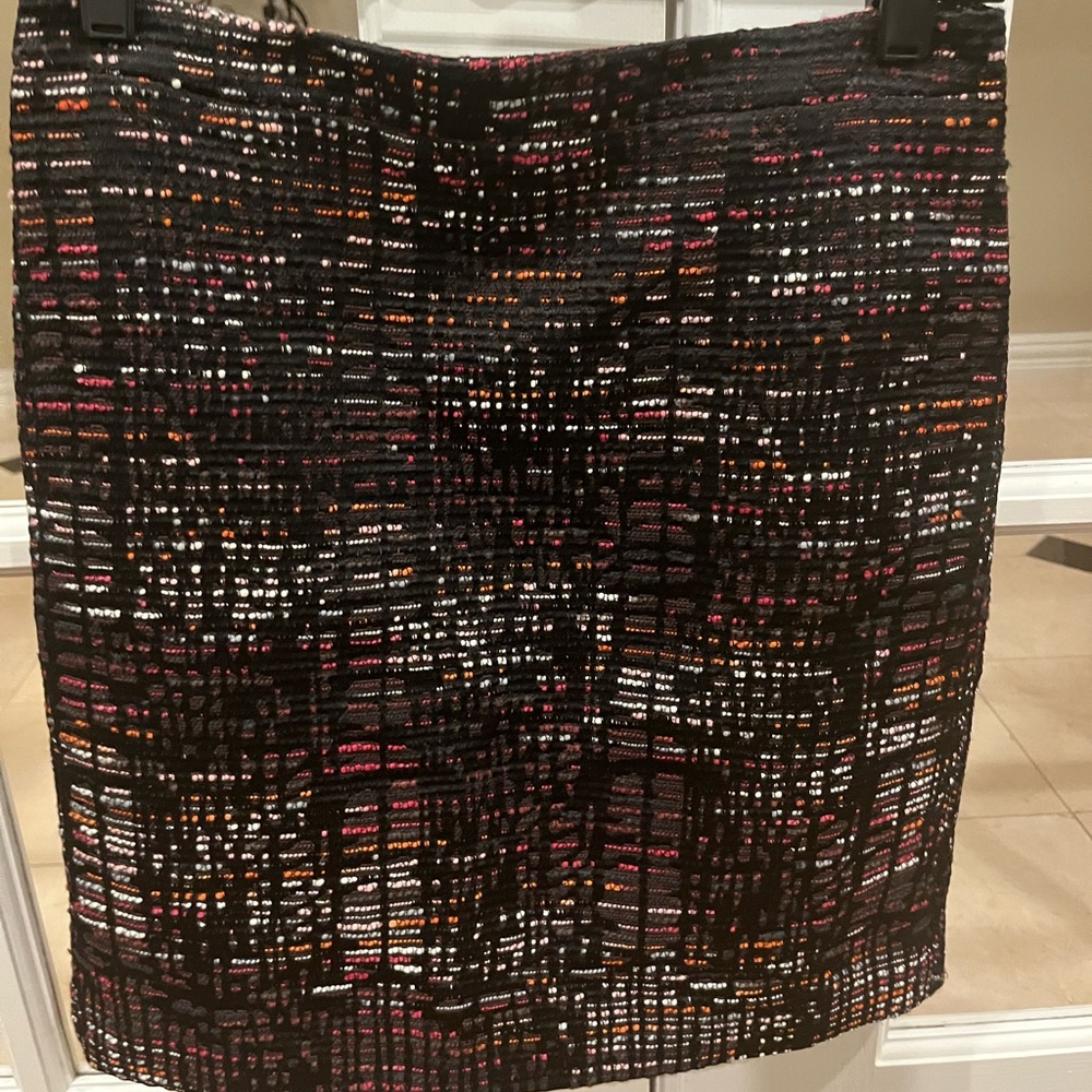 Gorgeous skirt from Ann Taylor Loft sz 2p - New with tags